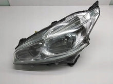 Laden Sie das Bild in den Galerie-Viewer, Frontscheinwerfer Peugeot 208 I 9802221880 Links Scheinwerfer Headlight SCH9385139655ke