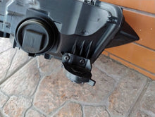 Laden Sie das Bild in den Galerie-Viewer, Frontscheinwerfer Audi A4 B9 8W0941035E 8W0941036E Full LED Ein Satz Headlight SCH9385854608tb
