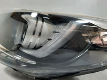 Laden Sie das Bild in den Galerie-Viewer, Frontscheinwerfer Kia Picanto 92101-G63 Links Scheinwerfer Headlight SCH9389208022pi