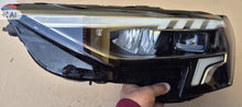 Laden Sie das Bild in den Galerie-Viewer, Frontscheinwerfer Audi A3 8Y0941033 Links Scheinwerfer Headlight SCH9392246066vg