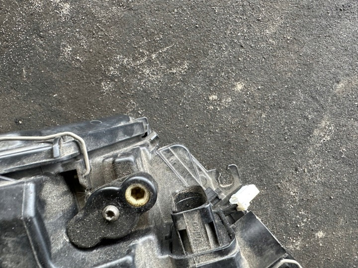 Frontscheinwerfer Audi Q5 8R0941006C Rechts Scheinwerfer Headlight SCH9395921277qr