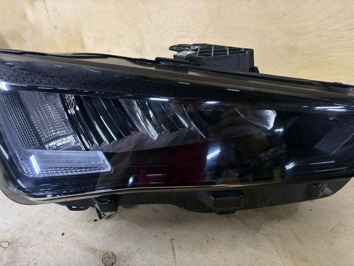 Frontscheinwerfer Seat Leon 5FB941006D Rechts Scheinwerfer Headlight SCH9400106811tw