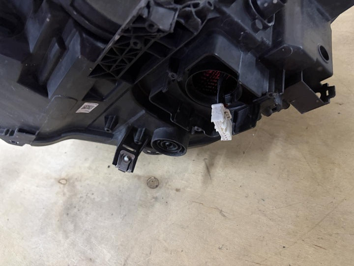 Frontscheinwerfer Seat Leon 5FB941006D Rechts Scheinwerfer Headlight SCH9400106811tw