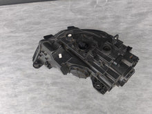 Laden Sie das Bild in den Galerie-Viewer, Frontscheinwerfer Audi A3 8V0941005E Links Scheinwerfer Headlight SCH9403938730vr