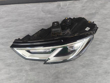 Laden Sie das Bild in den Galerie-Viewer, Frontscheinwerfer Audi A3 8V0941005E Links Scheinwerfer Headlight SCH9403938730vr