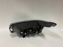 Load image into Gallery viewer, Frontscheinwerfer Ssangyong Korando 8310237201 LED Rechts Scheinwerfer Headlight SCH9409688986er