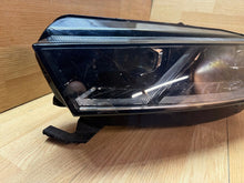 Laden Sie das Bild in den Galerie-Viewer, Frontscheinwerfer Skoda Octavia I 0301118233A Links Scheinwerfer Headlight SCH9411188865pb
