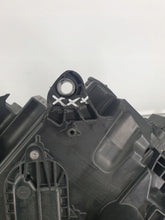 Laden Sie das Bild in den Galerie-Viewer, Frontscheinwerfer Skoda Scala 657941016A Full LED Rechts Scheinwerfer Headlight SCH9411392911pg