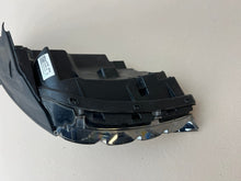 Laden Sie das Bild in den Galerie-Viewer, Frontscheinwerfer Hyundai Tucson 92208N7100 MW7141 Rechts Scheinwerfer Headlight SCH9411713438cf