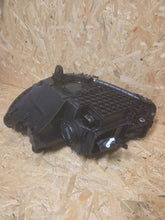 Laden Sie das Bild in den Galerie-Viewer, Frontscheinwerfer Mercedes-Benz W206 A2069064003 LED Rechts Headlight SCH9412081798lz