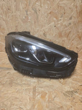 Laden Sie das Bild in den Galerie-Viewer, Frontscheinwerfer Mercedes-Benz W206 A2069064003 LED Rechts Headlight SCH9412081798lz