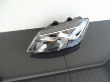 Laden Sie das Bild in den Galerie-Viewer, Frontscheinwerfer Seat Alhambra 7N5941751 Xenon Links Scheinwerfer Headlight SCH9412859056jw