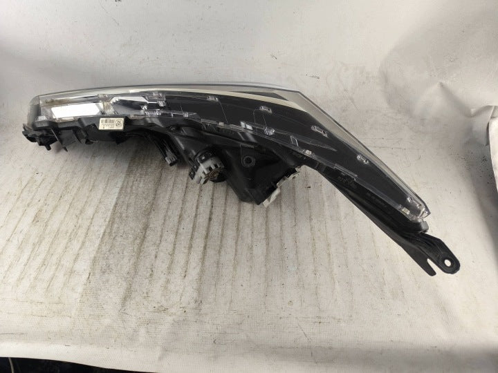 Frontscheinwerfer Toyota Corolla 8111002L70 LED Rechts Scheinwerfer Headlight SCH9415279522hd