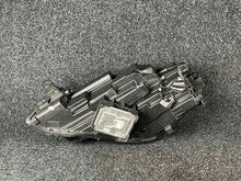 Laden Sie das Bild in den Galerie-Viewer, Frontscheinwerfer Ford Kuga LV4B-13E016-AH LED Rechts Scheinwerfer Headlight SCH9422257194nw