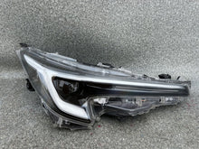Laden Sie das Bild in den Galerie-Viewer, Frontscheinwerfer Toyota Corolla 2306211405 8111012N70 Rechts Headlight SCH9423494757dl