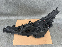 Laden Sie das Bild in den Galerie-Viewer, Frontscheinwerfer Toyota Corolla 2306211405 8111012N70 Rechts Headlight SCH9423494757dl