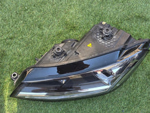 Laden Sie das Bild in den Galerie-Viewer, Frontscheinwerfer VW Caddy 2K1941031A Xenon Links Scheinwerfer Headlight SCH9423875604zc
