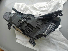 Load image into Gallery viewer, Frontscheinwerfer Renault Clio I V 260103507R Rechts Scheinwerfer Headlight SCH9426917336io