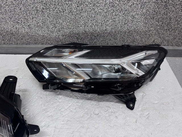 Frontscheinwerfer Dacia Sandero Jogger 260605914R 260106343R Ein Satz Headlight SCH9429137701bi