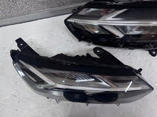 Load image into Gallery viewer, Frontscheinwerfer Dacia Sandero Jogger 260605914R 260106343R Ein Satz Headlight SCH9429137701bi