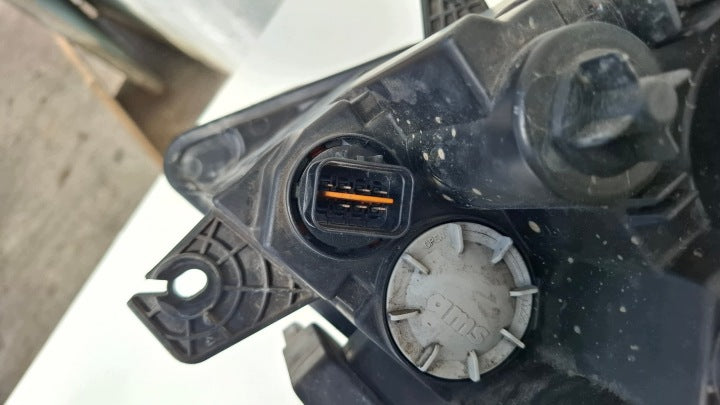 Frontscheinwerfer Ssangyong Korando 8310834200 Rechts Scheinwerfer Headlight SCH9433848238uv