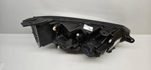 Laden Sie das Bild in den Galerie-Viewer, Frontscheinwerfer Dacia Sandero III Logan Jogger 260601750R LED Links Headlight SCH9435480244fx