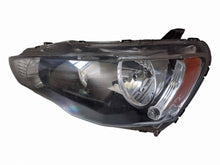 Laden Sie das Bild in den Galerie-Viewer, Frontscheinwerfer Mitsubishi Lancer I 8301B282 Links Scheinwerfer Headlight SCH9441293419go
