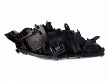 Laden Sie das Bild in den Galerie-Viewer, Frontscheinwerfer Mitsubishi Lancer I 8301B282 Links Scheinwerfer Headlight SCH9441293419go