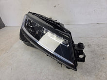 Load image into Gallery viewer, Frontscheinwerfer Skoda Superb I 3V1940016E LED Rechts Scheinwerfer Headlight SCH9443199210gx