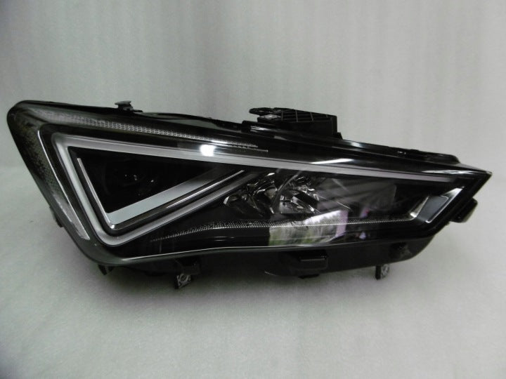Frontscheinwerfer Seat Leon 5FB941008 LED Rechts Scheinwerfer Headlight SCH9447671259bg