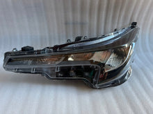 Load image into Gallery viewer, Frontscheinwerfer Toyota Corolla 90154118 Links Scheinwerfer Headlight SCH9450620667zc