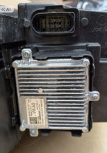 Load image into Gallery viewer, Frontscheinwerfer VW Passat 3J1941006 Rechts Scheinwerfer Headlight SCH9453322857gz