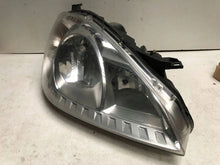 Laden Sie das Bild in den Galerie-Viewer, Frontscheinwerfer Mercedes-Benz W169 1305236441 Rechts Scheinwerfer Headlight SCH9457045675ff