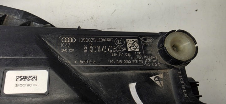 Frontscheinwerfer Audi Q3 83A941033 LED Links Scheinwerfer Headlight SCH9457602596cd