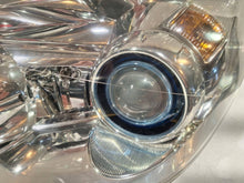 Laden Sie das Bild in den Galerie-Viewer, Frontscheinwerfer Opel Vectra C 13170933 Xenon Links Scheinwerfer Headlight SCH9459901444kl