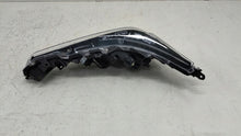 Laden Sie das Bild in den Galerie-Viewer, Frontscheinwerfer Toyota Corolla 81110-02S70 Rechts Scheinwerfer Headlight SCH9460294626vc
