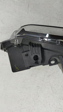 Laden Sie das Bild in den Galerie-Viewer, Frontscheinwerfer Toyota Corolla 81110-02S70 Rechts Scheinwerfer Headlight SCH9460294626vc