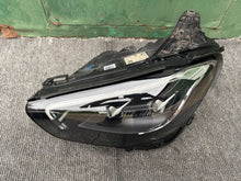 Laden Sie das Bild in den Galerie-Viewer, Frontscheinwerfer Mercedes-Benz W213 A2139067509 A2139067609 Ein Satz Headlight SCH9468192071ei