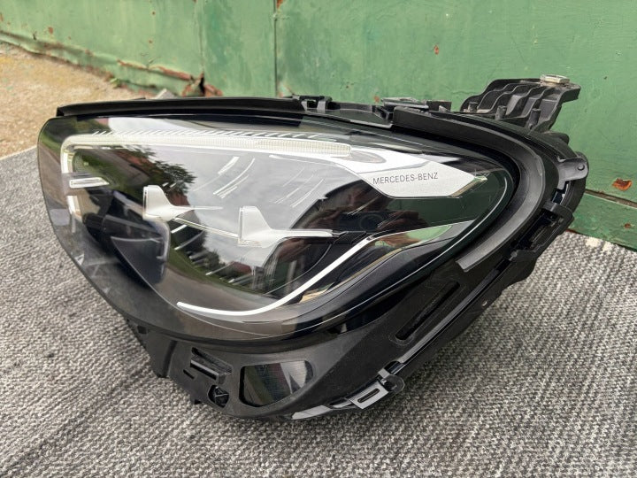 Frontscheinwerfer Mercedes-Benz W213 A2139067509 A2139067609 Ein Satz Headlight SCH9468192071ei