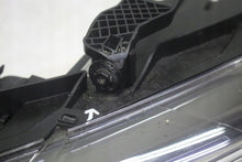 Laden Sie das Bild in den Galerie-Viewer, Frontscheinwerfer Audi Q3 8U0941031 Xenon Links Scheinwerfer Headlight SCH9474235733cw