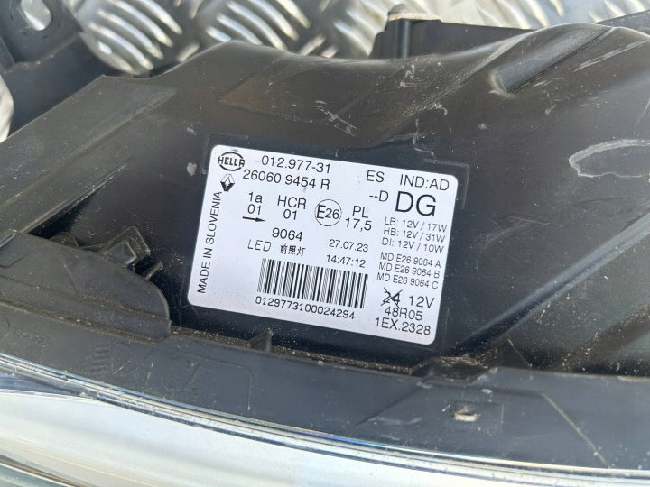 Frontscheinwerfer Renault Captur I 260609454R Links Scheinwerfer Headlight SCH9476820851eh