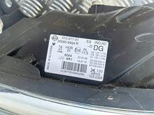 Laden Sie das Bild in den Galerie-Viewer, Frontscheinwerfer Renault Captur I 260609454R Links Scheinwerfer Headlight SCH9476820851eh