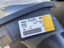 Laden Sie das Bild in den Galerie-Viewer, Frontscheinwerfer Nissan Qashqai I 26060-BR008 Rechts Scheinwerfer Headlight SCH9484552824gw
