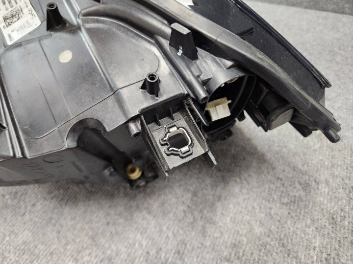 Frontscheinwerfer BMW 1 F40 948280810SCZ Rechts Scheinwerfer Headlight SCH9485383203zo