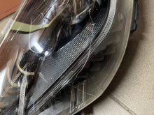 Laden Sie das Bild in den Galerie-Viewer, Frontscheinwerfer Kia Stinger GEY6384 Links Scheinwerfer Headlight SCH9486448351jl