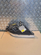 Load image into Gallery viewer, Frontscheinwerfer Volvo V70 III Xc70 31214347 Links Scheinwerfer Headlight SCH9489908487ww