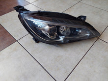 Laden Sie das Bild in den Galerie-Viewer, Frontscheinwerfer Peugeot 308 II 9816990580 Rechts Scheinwerfer Headlight SCH9495362753nm