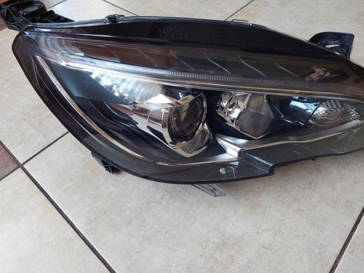 Frontscheinwerfer Peugeot 308 II 9816990580 Rechts Scheinwerfer Headlight SCH9495362753nm