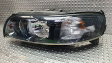 Laden Sie das Bild in den Galerie-Viewer, Frontscheinwerfer Volvo S60 V70 II 30655905 Links Scheinwerfer Headlight SCH9497409076mh
