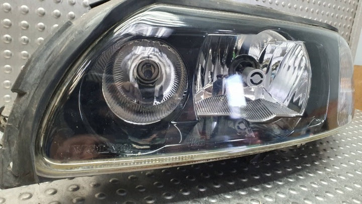 Frontscheinwerfer Volvo S60 V70 II 30655905 Links Scheinwerfer Headlight SCH9497409076mh